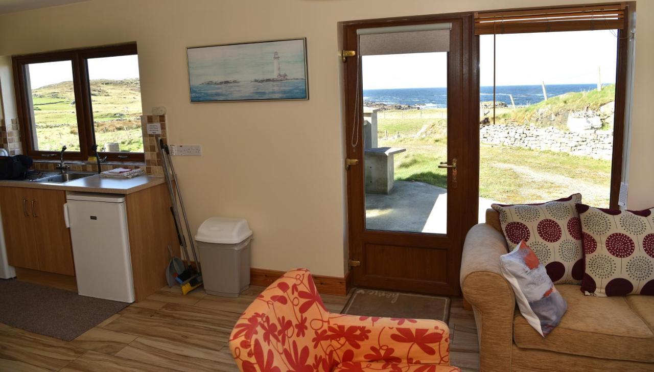 Sea View Apartment Downings Buitenkant foto
